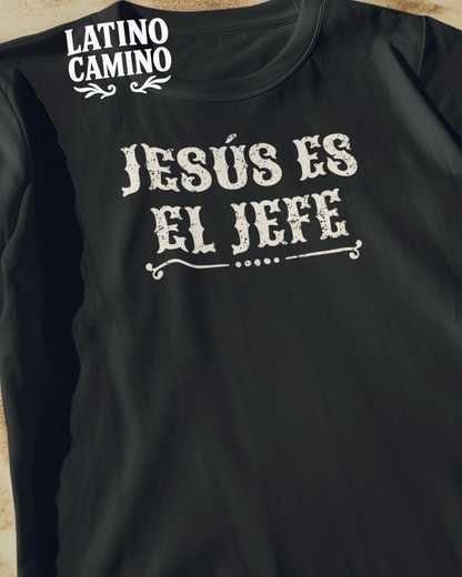 Jesús es El Jefe Tshirt
